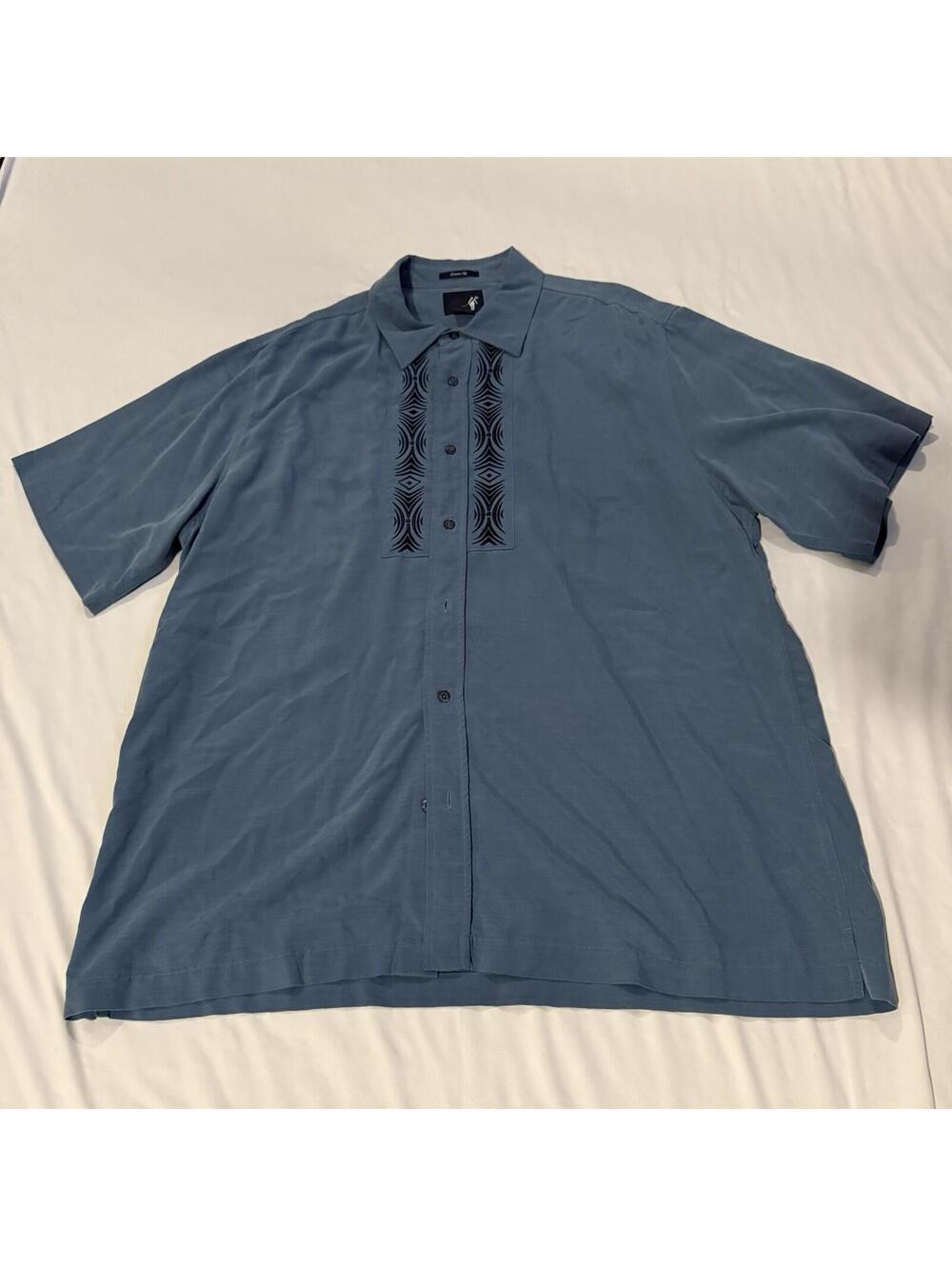 EUC Men's XXL Blue Toes on the Nose Dream Fit Sewn Embroidered Buttoned Shirt